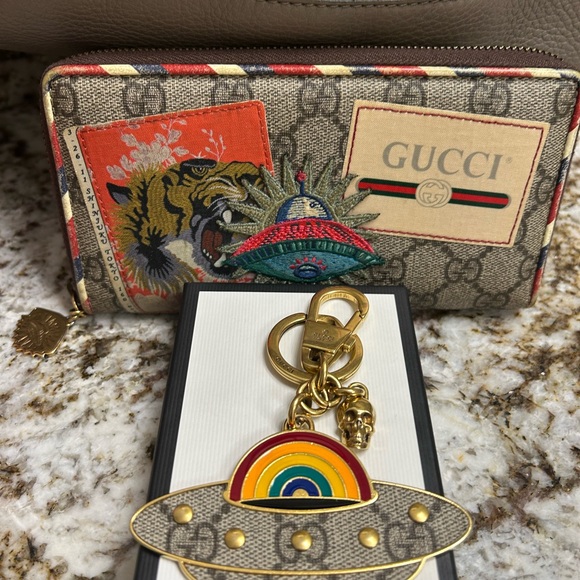 Gucci Accessories - Gucci 3 PIECE  BUNDLE Bag, Wallet & Bag Charm